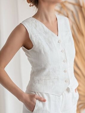 Women's Cream Linen 3 Buttons Vest